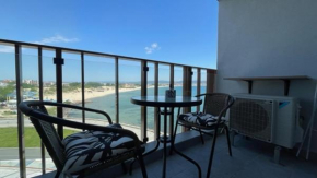 Sea view studio on the top floor in Paradiso 508